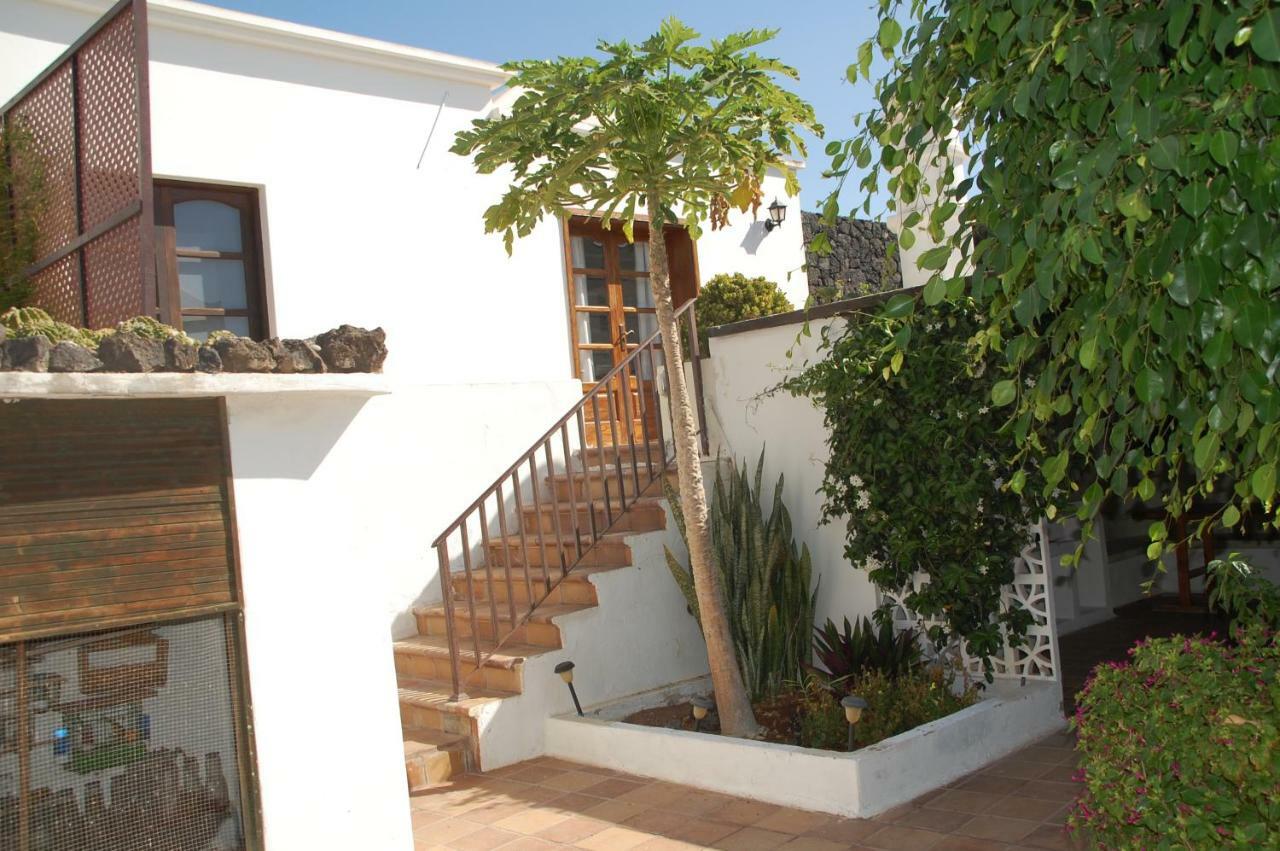 Villa Jupe Tías Екстериор снимка