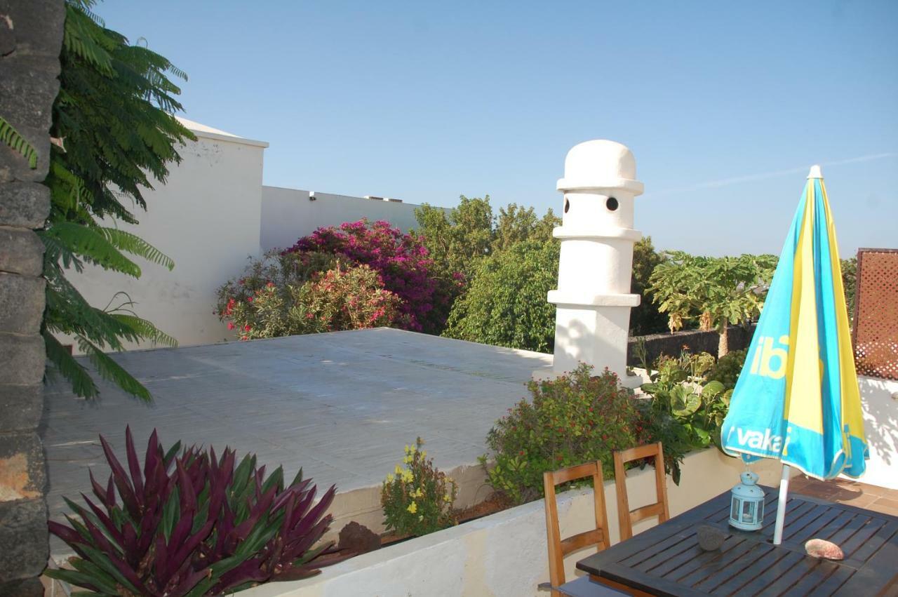Villa Jupe Tías Екстериор снимка