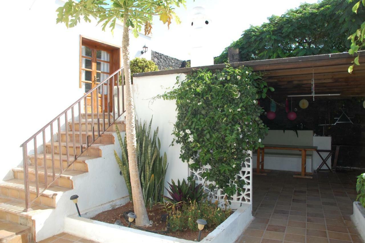 Villa Jupe Tías Екстериор снимка