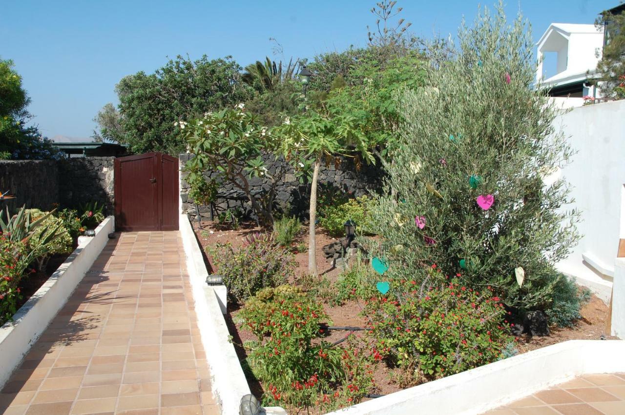 Villa Jupe Tías Екстериор снимка